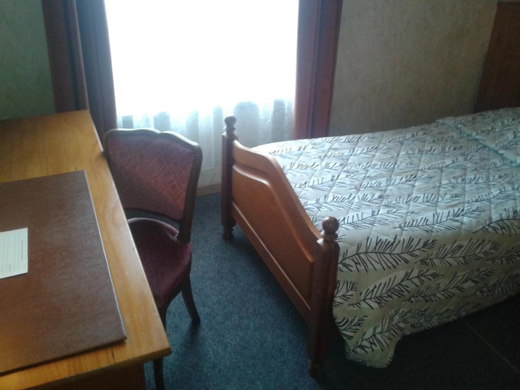 Hostellerie de l'Étoile Wasselonne Habitación foto